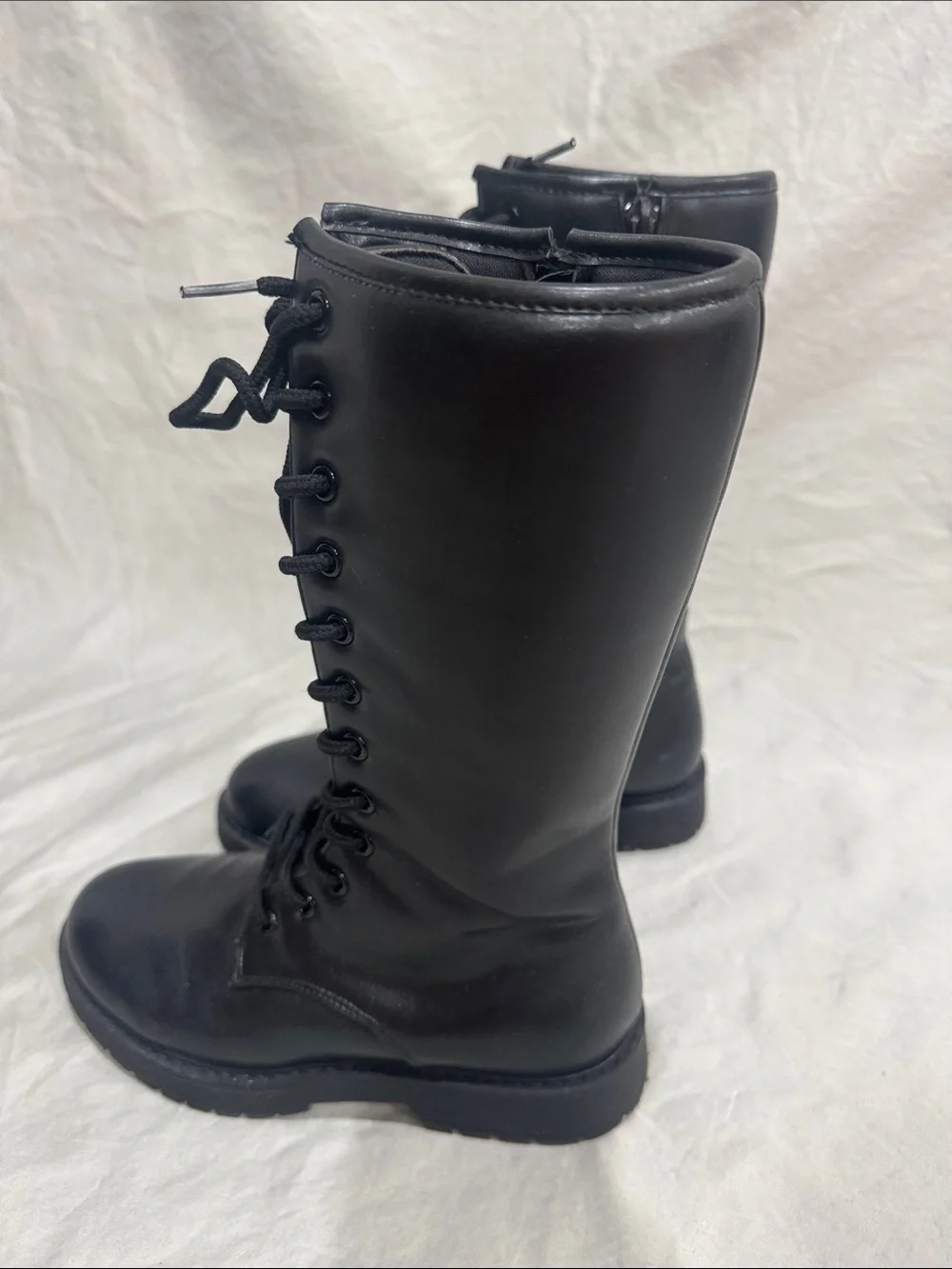 Steve Madden Girls Black Lace-Up Combat Boots